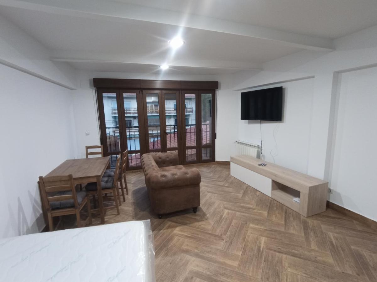 Apartamento De Lujo En La Sierra Becerril de la Sierra Exterior photo